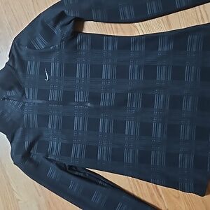 Pullover athletic top